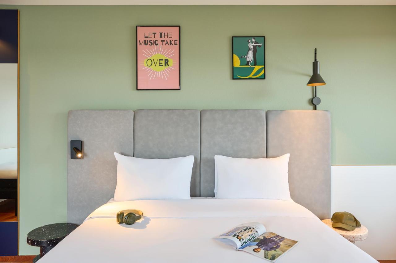 Ibis Baar Zug Luaran gambar